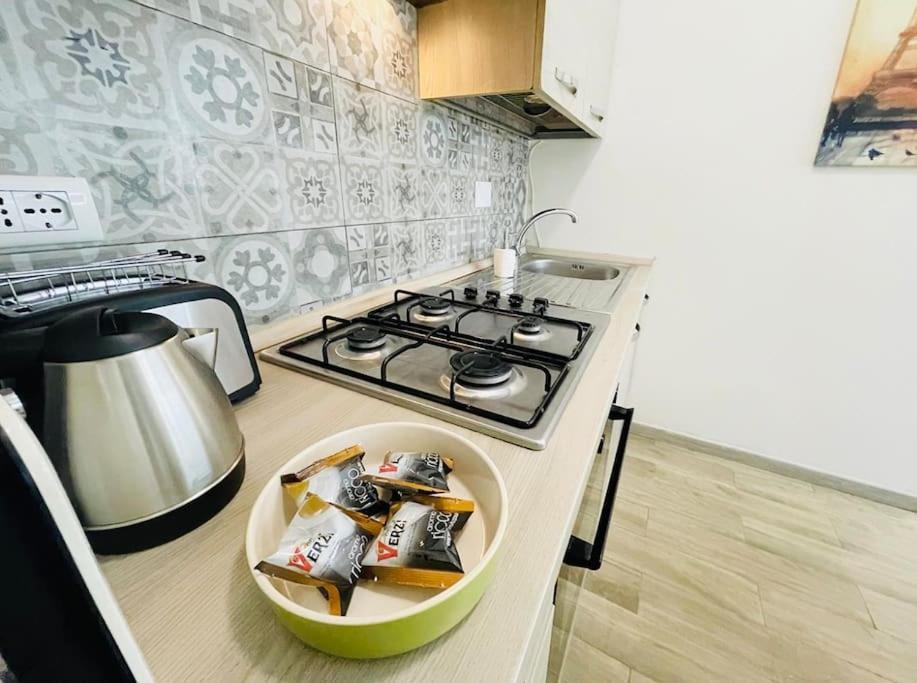 Porta Palazzo 15 Min - Suite Con Netflix & Wi-Fi ตูริน ภายนอก รูปภาพ